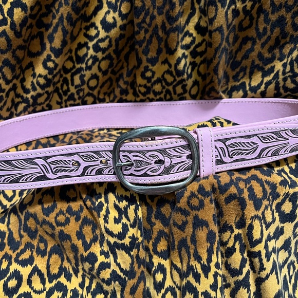 🌺CTM Leather Western Embossed Belt - Picture 5 of 5